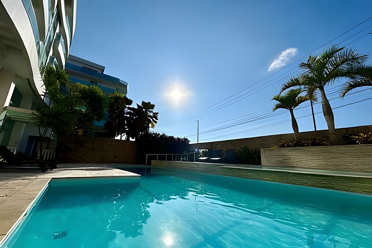 Apto na Praia do Forte com Piscina, Hidro e Lazer