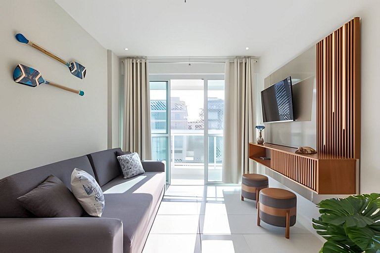 Apto na Praia do Forte com Piscina, Hidro e Lazer