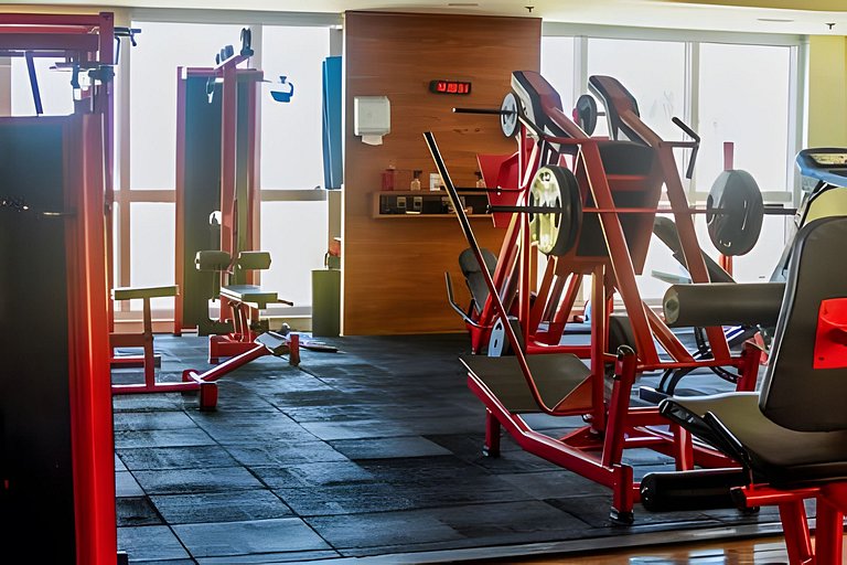 Apto na Praia do Forte com Piscina, Hidro e Lazer