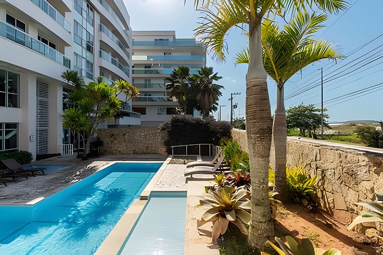 Apto na Praia do Forte com Piscina, Hidro e Lazer