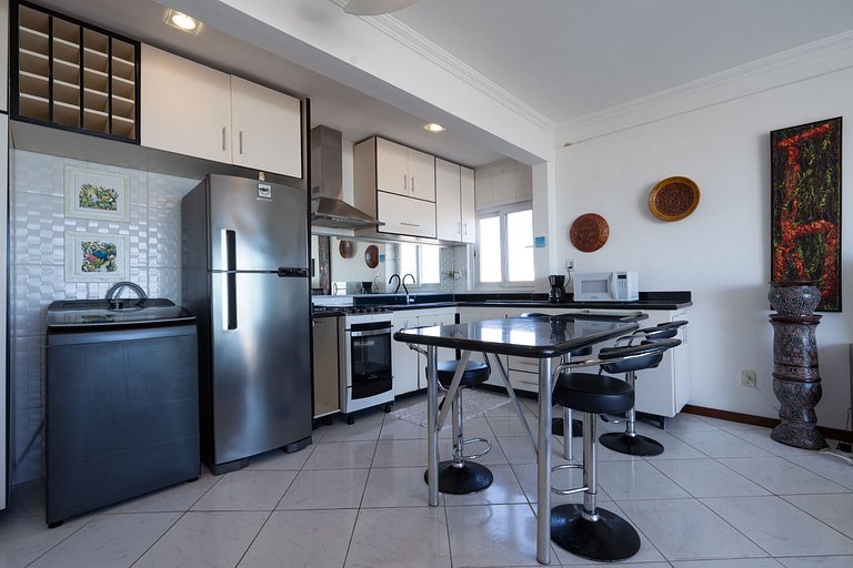 Apto with Sea and Sunset Views in Praia Grande