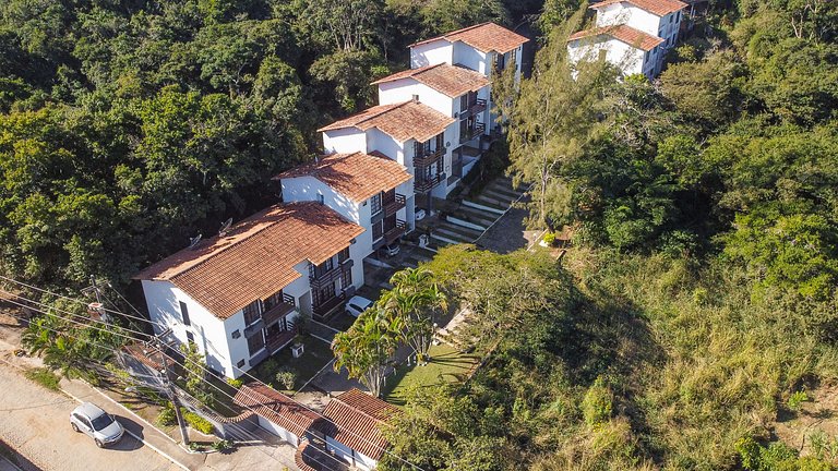 Refúgio Verde no Peró com Piscina e Churrasqueira